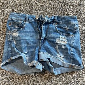 American Eagle “Hi-Rise Shortie” Size 6
